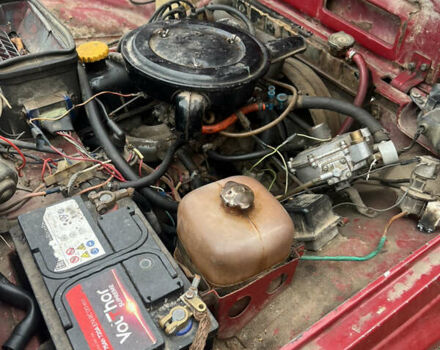 Красный ВАЗ 2121 Нива, объемом двигателя 1.6 л и пробегом 200 тыс. км за 1200 $, фото 8 на Automoto.ua