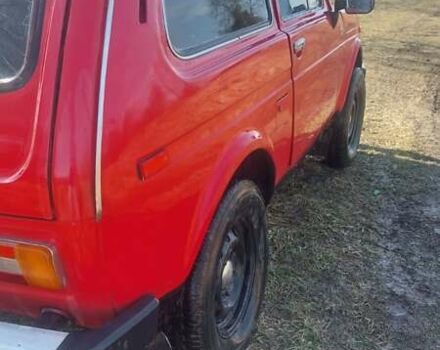 Червоний ВАЗ 2121 Нива, об'ємом двигуна 1.6 л та пробігом 80 тис. км за 1900 $, фото 5 на Automoto.ua