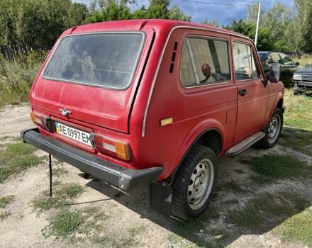 Красный ВАЗ 2121, объемом двигателя 1.7 л и пробегом 2 тыс. км за 1400 $, фото 4 на Automoto.ua