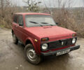 Красный ВАЗ 2121 Нива, объемом двигателя 1.6 л и пробегом 200 тыс. км за 1200 $, фото 1 на Automoto.ua