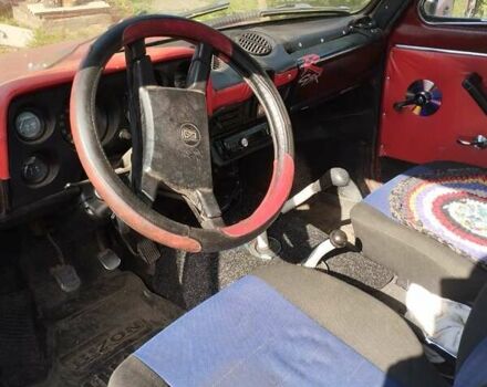 Красный ВАЗ 2121 Нива, объемом двигателя 1.6 л и пробегом 180 тыс. км за 1060 $, фото 6 на Automoto.ua