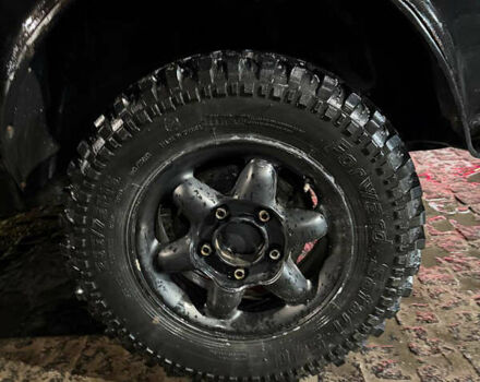 Красный ВАЗ 2121 Нива, объемом двигателя 1.57 л и пробегом 100 тыс. км за 1999 $, фото 12 на Automoto.ua