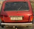 Красный ВАЗ 2121 Нива, объемом двигателя 1.7 л и пробегом 100 тыс. км за 3600 $, фото 1 на Automoto.ua