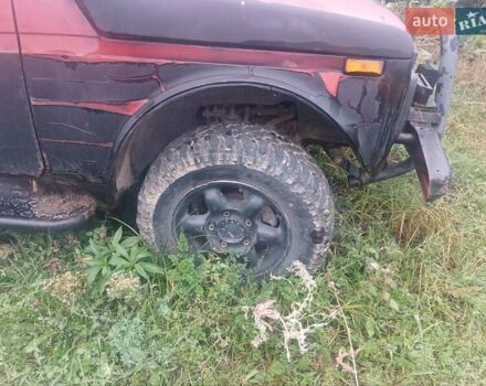 Красный ВАЗ 2121 Нива, объемом двигателя 1.57 л и пробегом 120 тыс. км за 1550 $, фото 4 на Automoto.ua