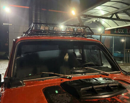 Красный ВАЗ 2121 Нива, объемом двигателя 1.57 л и пробегом 100 тыс. км за 1999 $, фото 8 на Automoto.ua