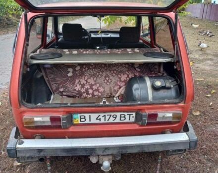 Червоний ВАЗ 2121 Нива, об'ємом двигуна 1.6 л та пробігом 111 тис. км за 1500 $, фото 7 на Automoto.ua