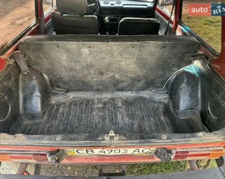 Красный ВАЗ 2121 Нива, объемом двигателя 0 л и пробегом 300 тыс. км за 1699 $, фото 7 на Automoto.ua