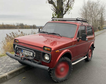 Красный ВАЗ 2121 Нива, объемом двигателя 1.57 л и пробегом 50 тыс. км за 2300 $, фото 9 на Automoto.ua