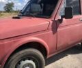 Красный ВАЗ 2121 Нива, объемом двигателя 1.6 л и пробегом 123 тыс. км за 1300 $, фото 6 на Automoto.ua