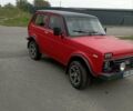 Красный ВАЗ 2121 Нива, объемом двигателя 1.7 л и пробегом 250 тыс. км за 3300 $, фото 3 на Automoto.ua