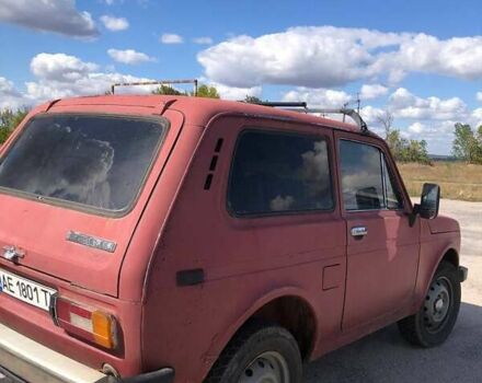 Красный ВАЗ 2121 Нива, объемом двигателя 1.6 л и пробегом 123 тыс. км за 1300 $, фото 2 на Automoto.ua