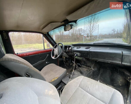 Красный ВАЗ 2121 Нива, объемом двигателя 1.57 л и пробегом 50 тыс. км за 2300 $, фото 5 на Automoto.ua