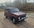 Красный ВАЗ 2121 Нива, объемом двигателя 1.57 л и пробегом 100 тыс. км за 1600 $, фото 1 на Automoto.ua