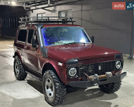 Червоний ВАЗ 2121 Нива, об'ємом двигуна 1.7 л та пробігом 150 тис. км за 2999 $, фото 4 на Automoto.ua