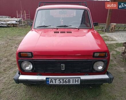 Червоний ВАЗ 2121 Нива, об'ємом двигуна 1.6 л та пробігом 95 тис. км за 1800 $, фото 7 на Automoto.ua