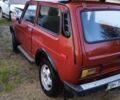 Красный ВАЗ 2121 Нива, объемом двигателя 1.6 л и пробегом 113 тыс. км за 1500 $, фото 2 на Automoto.ua