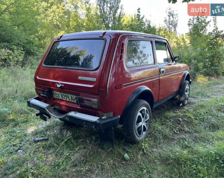 Червоний ВАЗ 2121 Нива, об'ємом двигуна 1.6 л та пробігом 100 тис. км за 1450 $, фото 5 на Automoto.ua