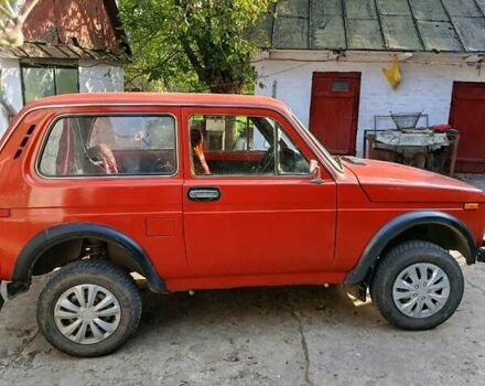 Червоний ВАЗ 2121 Нива, об'ємом двигуна 1.57 л та пробігом 202 тис. км за 1500 $, фото 4 на Automoto.ua