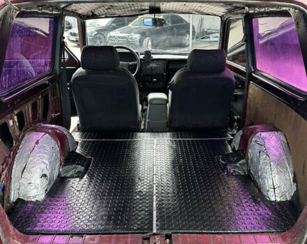 Красный ВАЗ 2121 Нива, объемом двигателя 1.6 л и пробегом 168 тыс. км за 1850 $, фото 10 на Automoto.ua