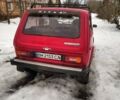 Красный ВАЗ 2121 Нива, объемом двигателя 1.57 л и пробегом 200 тыс. км за 1788 $, фото 1 на Automoto.ua