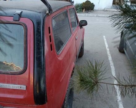 Красный ВАЗ 2121 Нива, объемом двигателя 0 л и пробегом 320 тыс. км за 1500 $, фото 5 на Automoto.ua