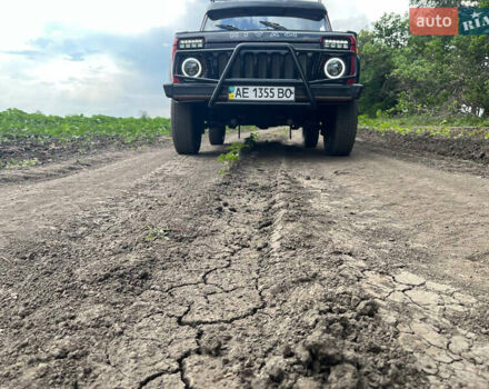 Красный ВАЗ 2121 Нива, объемом двигателя 1.6 л и пробегом 10 тыс. км за 2700 $, фото 1 на Automoto.ua