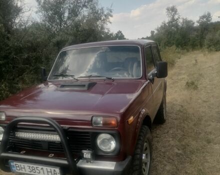 Красный ВАЗ 2121, объемом двигателя 1.6 л и пробегом 70 тыс. км за 3400 $, фото 8 на Automoto.ua