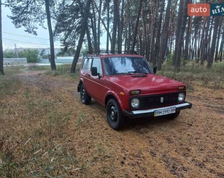 Красный ВАЗ 2121 Нива, объемом двигателя 1.58 л и пробегом 144 тыс. км за 1550 $, фото 5 на Automoto.ua