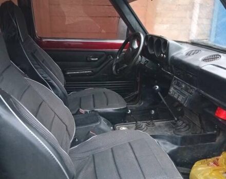 Червоний ВАЗ 2121 Нива, об'ємом двигуна 1.6 л та пробігом 155 тис. км за 2200 $, фото 6 на Automoto.ua