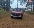 Красный ВАЗ 2121 Нива, объемом двигателя 1.58 л и пробегом 144 тыс. км за 1550 $, фото 1 на Automoto.ua