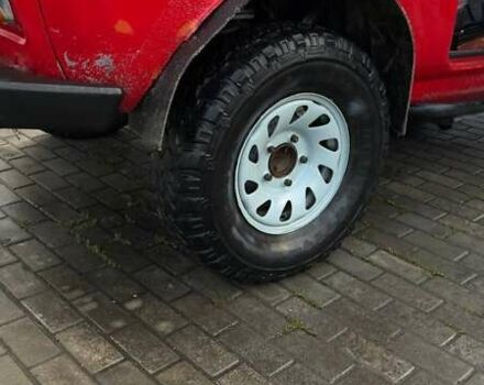 Красный ВАЗ 2121 Нива, объемом двигателя 1.9 л и пробегом 50 тыс. км за 2500 $, фото 5 на Automoto.ua