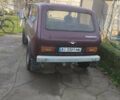 Красный ВАЗ 2121 Нива, объемом двигателя 1.6 л и пробегом 100 тыс. км за 3300 $, фото 2 на Automoto.ua