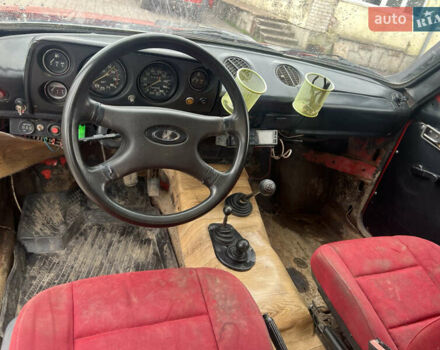Червоний ВАЗ 2121 Нива, об'ємом двигуна 1.6 л та пробігом 100 тис. км за 1600 $, фото 2 на Automoto.ua