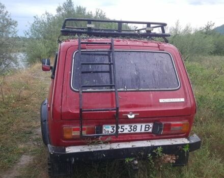 Червоний ВАЗ 2121, об'ємом двигуна 1.9 л та пробігом 130 тис. км за 2800 $, фото 5 на Automoto.ua