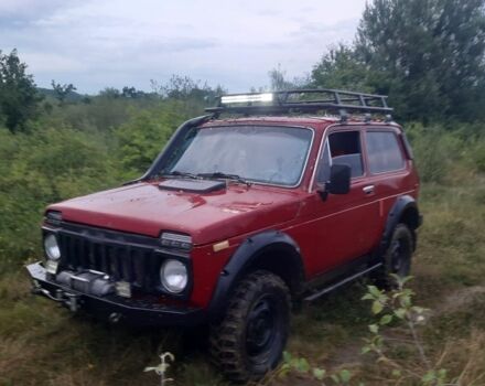 Червоний ВАЗ 2121, об'ємом двигуна 1.9 л та пробігом 130 тис. км за 2800 $, фото 3 на Automoto.ua