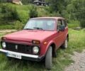 Красный ВАЗ 2121 Нива, объемом двигателя 1.59 л и пробегом 100 тыс. км за 1850 $, фото 2 на Automoto.ua