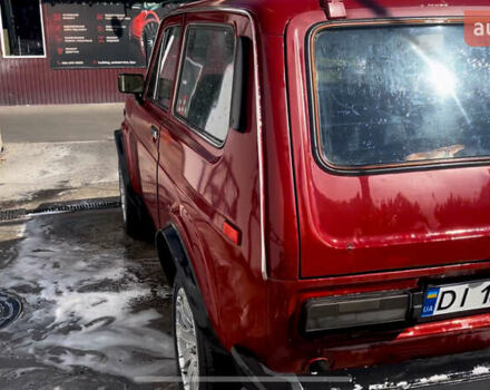 Красный ВАЗ 2121 Нива, объемом двигателя 1.59 л и пробегом 85 тыс. км за 1800 $, фото 2 на Automoto.ua