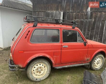 Красный ВАЗ 2121 Нива, объемом двигателя 1.7 л и пробегом 55 тыс. км за 1750 $, фото 2 на Automoto.ua