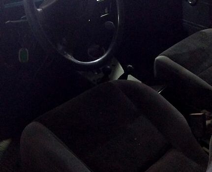 Червоний ВАЗ 2121 Нива, об'ємом двигуна 1.6 л та пробігом 100 тис. км за 1300 $, фото 4 на Automoto.ua