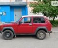 Красный ВАЗ 2121 Нива, объемом двигателя 1.6 л и пробегом 200 тыс. км за 2496 $, фото 1 на Automoto.ua