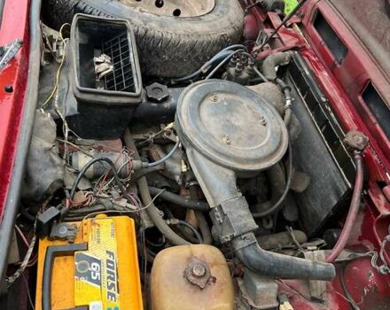 Красный ВАЗ 2121 Нива, объемом двигателя 1.6 л и пробегом 100 тыс. км за 2497 $, фото 1 на Automoto.ua