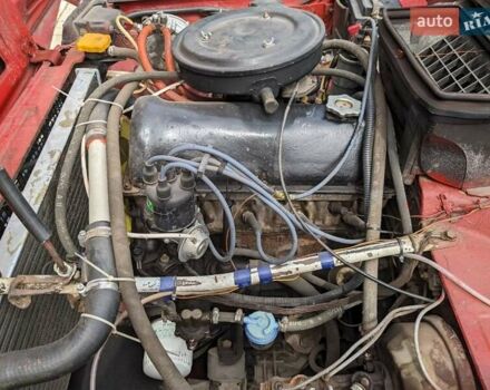 Красный ВАЗ 2121 Нива, объемом двигателя 1.6 л и пробегом 127 тыс. км за 2397 $, фото 5 на Automoto.ua