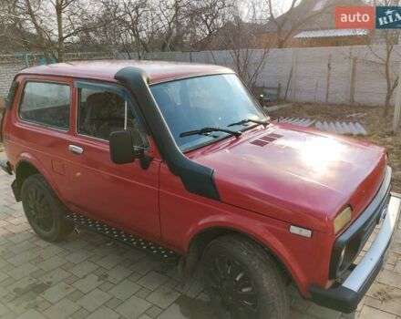 Красный ВАЗ 2121 Нива, объемом двигателя 1.6 л и пробегом 100 тыс. км за 2500 $, фото 7 на Automoto.ua
