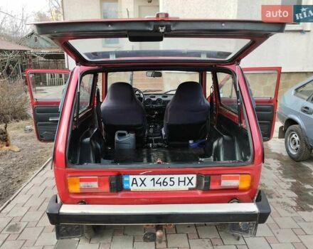 Красный ВАЗ 2121 Нива, объемом двигателя 1.6 л и пробегом 100 тыс. км за 2500 $, фото 16 на Automoto.ua