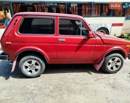 Червоний ВАЗ 2121 Нива, об'ємом двигуна 1.6 л та пробігом 10 тис. км за 2700 $, фото 6 на Automoto.ua