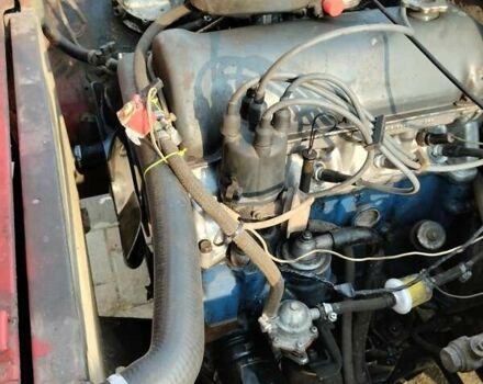 Красный ВАЗ 2121 Нива, объемом двигателя 1.6 л и пробегом 100 тыс. км за 2500 $, фото 3 на Automoto.ua