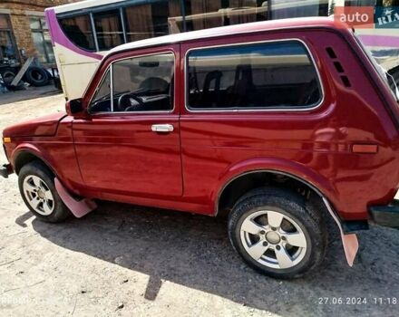 Червоний ВАЗ 2121 Нива, об'ємом двигуна 1.6 л та пробігом 10 тис. км за 2700 $, фото 7 на Automoto.ua