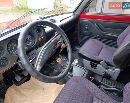 Красный ВАЗ 2121 Нива, объемом двигателя 1.6 л и пробегом 162 тыс. км за 2699 $, фото 14 на Automoto.ua