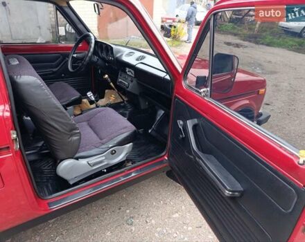 Красный ВАЗ 2121 Нива, объемом двигателя 1.6 л и пробегом 162 тыс. км за 2699 $, фото 17 на Automoto.ua