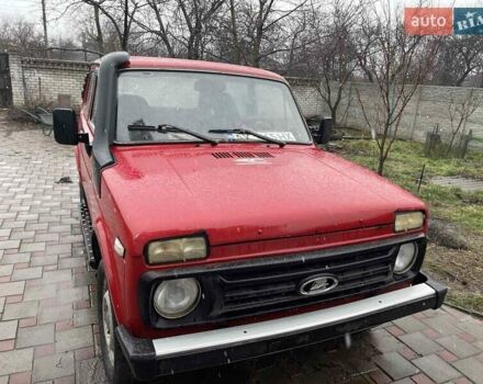 Красный ВАЗ 2121 Нива, объемом двигателя 1.6 л и пробегом 100 тыс. км за 2500 $, фото 23 на Automoto.ua